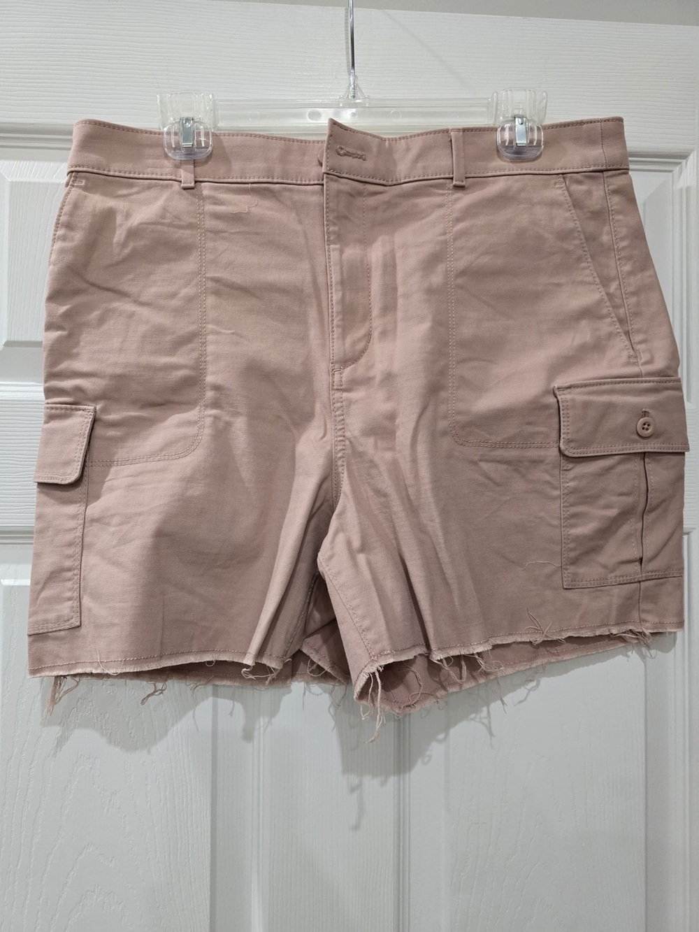 LOFT Dusty Pink Cargo Shorts Size 10